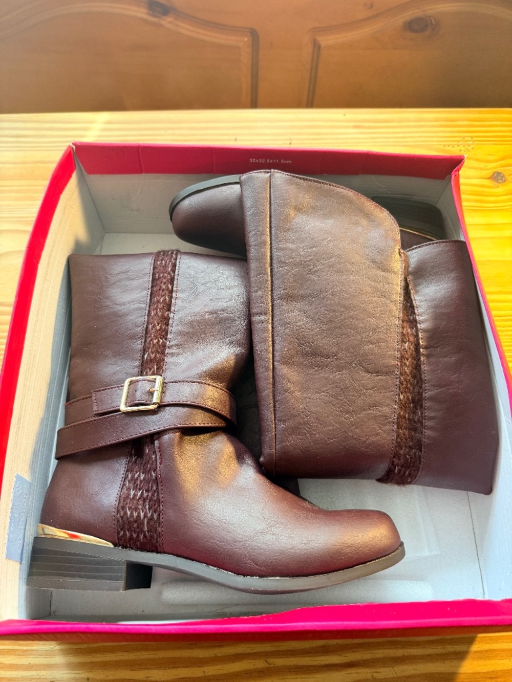knee-high riding boots size 6.5